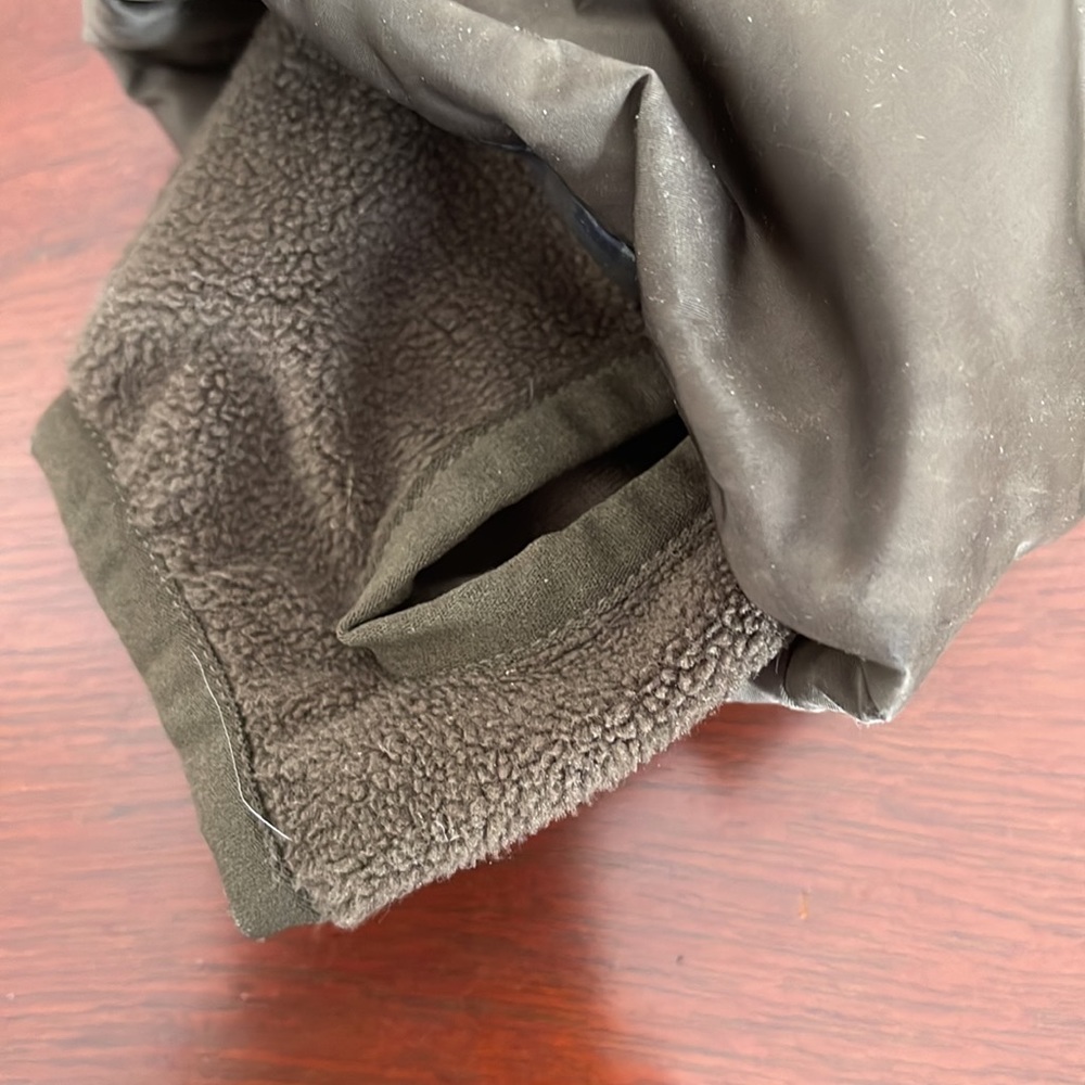 Girl’s down jacket - Picture 4 of 4